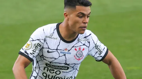 Foto: Marcello Zambrana/AGIF – Roni deverá ser titular diante do Flamengo