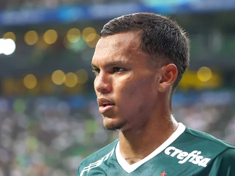 Informação dos bastidores 'vaza' e Abel crava nova função para titular do Palmeiras  