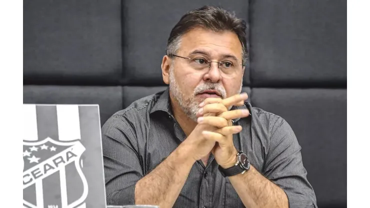 Felipe Santos/CearaSC.com- Robinson de Castro, presidente do Ceará