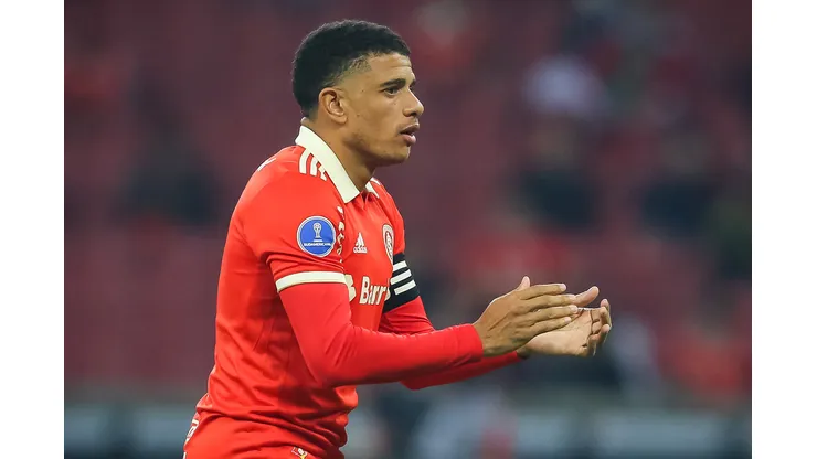 Pedro H. Tesch/AGIF- Taison, meia do Inter