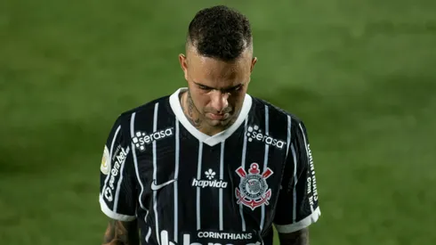 Foto: Diogo Reis/AGIF – Luan acertou a transferência para o Santos