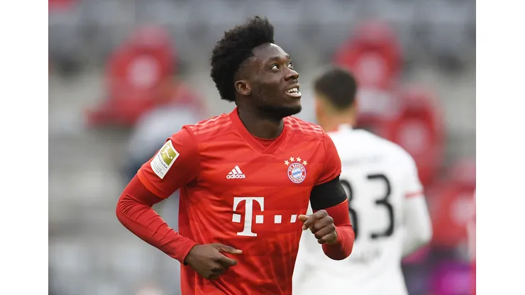 Pool/Getty Images- Alphonso Davies, lateral-esquerdo do Bayern e da seleção do Canadá