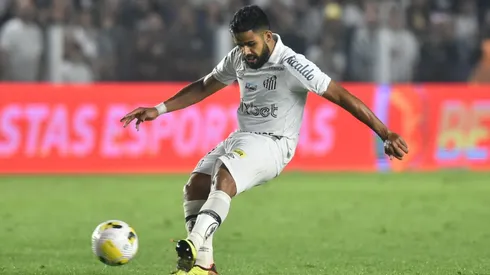 Foto: (Ivan Storti/Santos FC) – Felipe Jonatan foi um dos personagens do empate do Santos nesta segunda (1)
