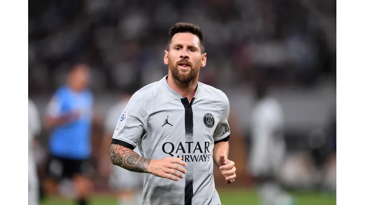 Photo by Masashi Hara/Getty Images - Messi recebe apoio de companheiro do PSG
