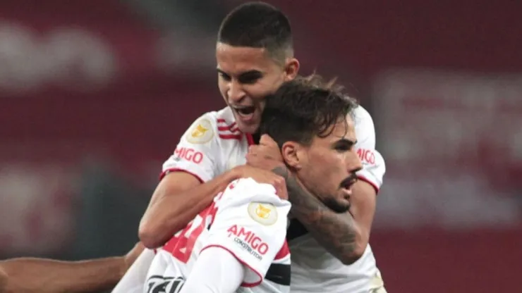 Foto: Rubens Chiri / saopaulofc.net - Cria de Cotia entra no radar do Bétis