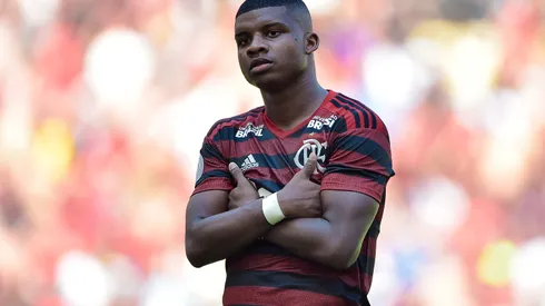 Foto: Thiago Ribeiro/AGIF – Lincoln provoca Vasco e agita torcida do Flamengo