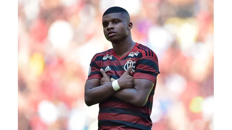 Foto: Thiago Ribeiro/AGIF - Lincoln provoca Vasco e agita torcida do Flamengo