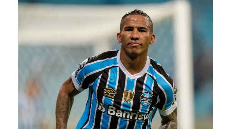 Foto: Jeferson Guareze/AGIF - Jael ergueu títulos pelo Grêmio.