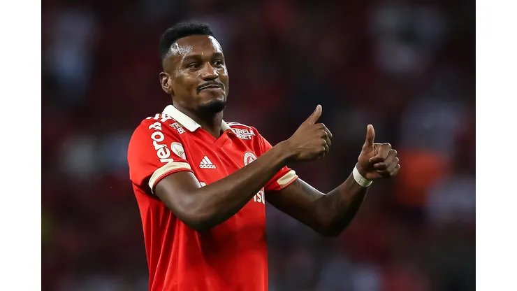 Pedro H. Tesch/AGIF- Edenílson, volante do Internacional