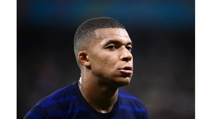 (Photo by Daniel Mihailescu - Pool/Getty Images) - Mbappé vive momento 'complicado' na Seleção