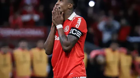 Maxi Franzoi/AGIF- Edenilson, meio-campista do Inter