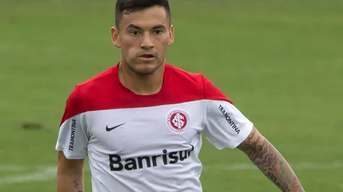 Foto: Raul Pereira/AGIF – Staff de Aránguiz detona direção do Internacional