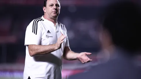 SP – Sao Paulo – 03/08/2022 – COPA SUL-AMERICANA 2022, SAO PAULO X CEARA – Rogerio Ceni tecnico do Sao Paulo durante partida contra o Ceara no estadio Morumbi pelo campeonato Copa Sul-Americana 2022. Foto: Ettore Chiereguini/AGIF
