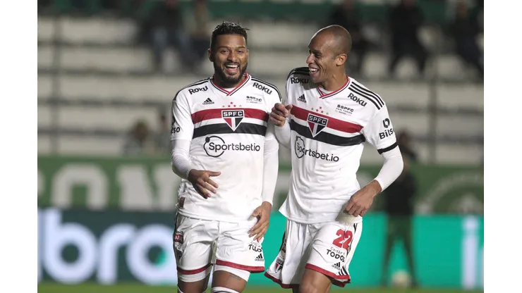 Foto: Rubens Chiri / saopaulofc.net - Renovação de medalhão trava no São Paulo