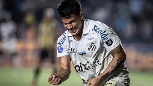Foto: (Raul Baretta/AGIF) – Marcos Leonardo deve ser um dos titulares do Santos no clássico contra o Palmeiras