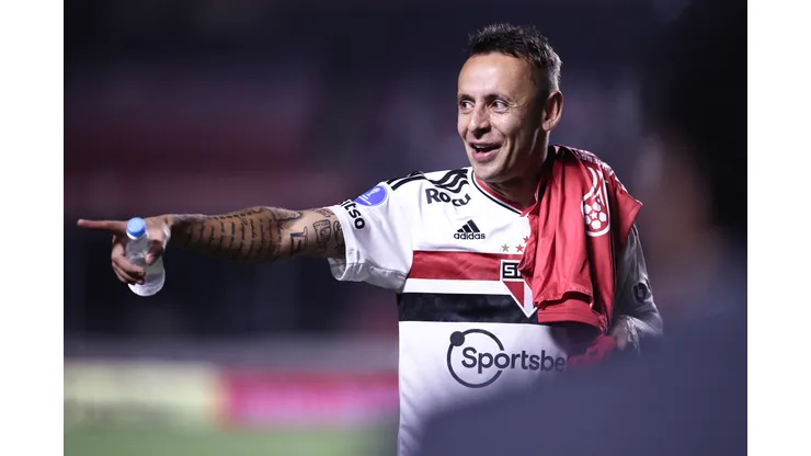 SP - Sao Paulo - 03/08/2022 - COPA SUL-AMERICANA 2022, SAO PAULO X CEARA - Rafinha jogador do Sao Paulo durante partida contra o Ceara no estadio Morumbi pelo campeonato Copa Sul-Americana 2022. Foto: Ettore Chiereguini/AGIF