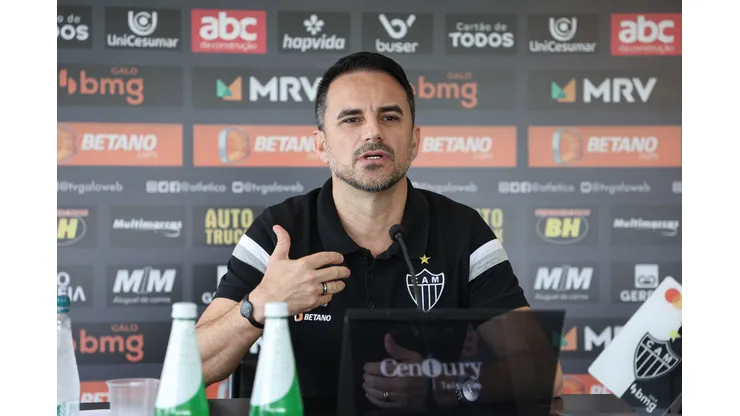 Foto: (Pedro Souza/Atlético) - Rodrigo Caetano falou sobre a temporada decepcionante do Atlético