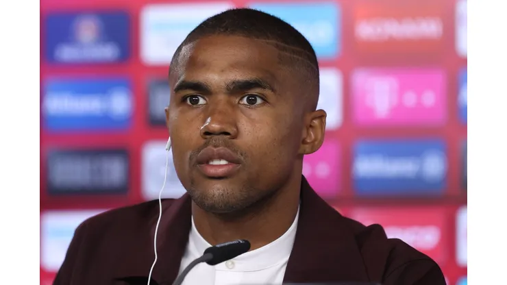 © Getty Images for FC Bayern(Photo by Alexander Hassenstein/Getty Images for FC Bayern)- Douglas Costa