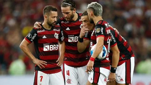 (Photo by Wagner Meier/Getty Images) – Zagueiro foi mandado embora do Morumbi