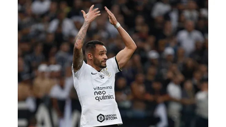 Foto: (Ricardo Moreira/Getty Images) - Renato Augusto é um dos maiores garçons do Corinthians na temporada com seis assistências