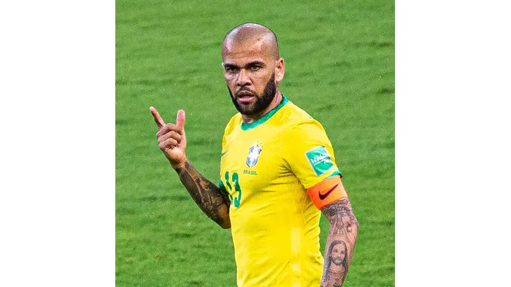 Foto: Alessandra Torres/AGIF - Daniel Alves ficou de fora dos amistosos da seleção