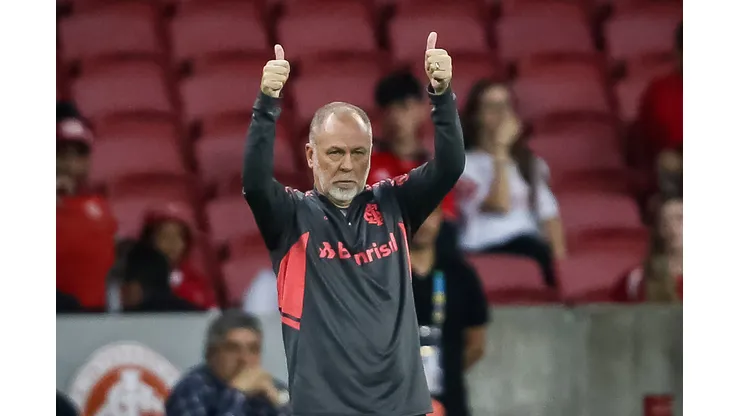 Pedro H. Tesch/AGIF- Mano Menezes, técnico do Inter