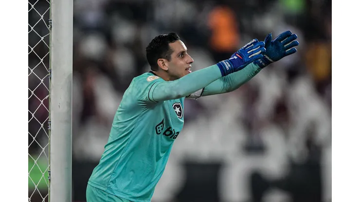 Foto: (Thiago Ribeiro/AGIF) - O contrato de Gatito Fernández com o Botafogo vai até o final da temporada