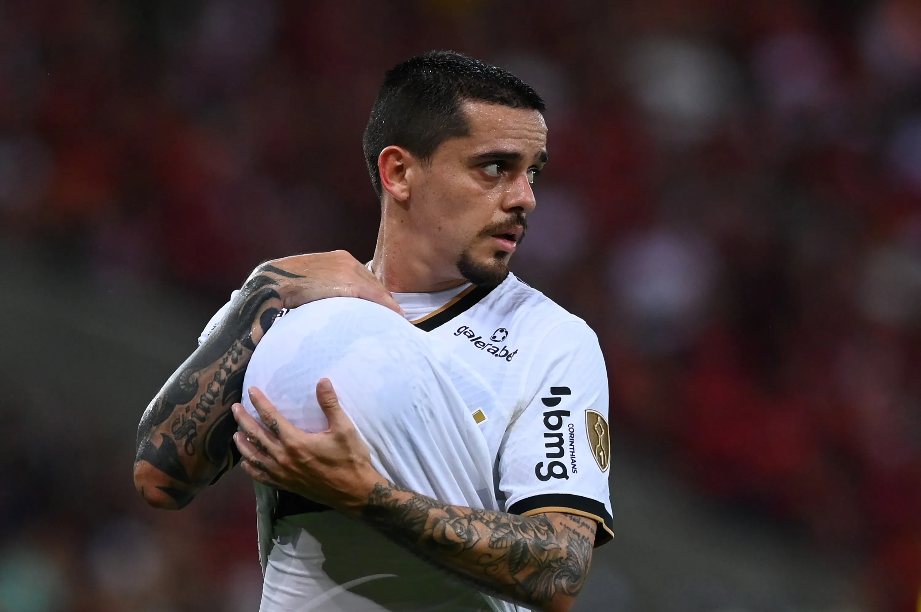 Foto: (Andre Borges/Getty Images) - Fagner pode ser uma das novidades do Corinthians para o clássico contra o São Paulo