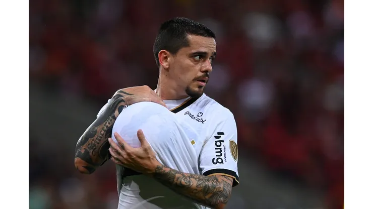 Foto: (Andre Borges/Getty Images) - Fagner pode ser uma das novidades do Corinthians para o clássico contra o São Paulo