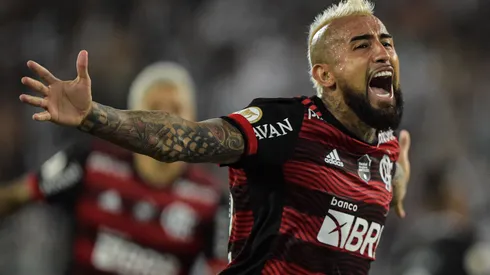 Foto: Thiago Ribeiro/AGIF- Vidal será titular