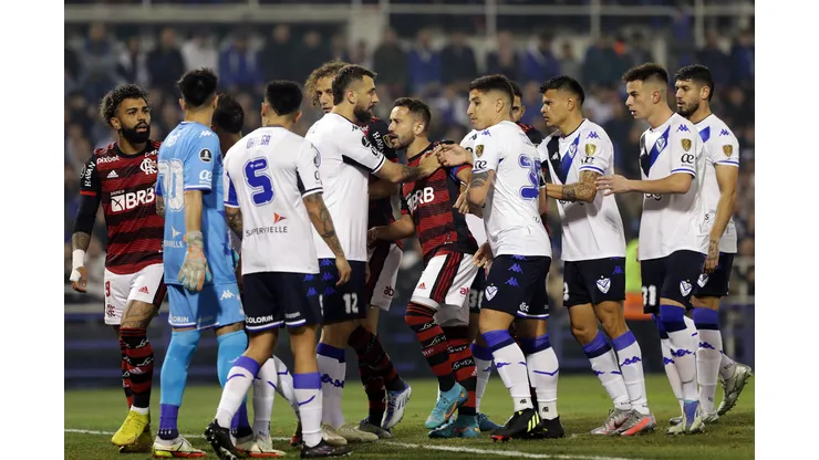 Foto: (Daniel Jayo/Getty Images) - Flamengo e Vélez brigam por uma vaga na final da Copa Libertadores