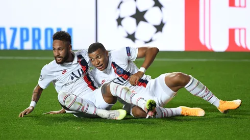 (Photo by David Ramos/Getty Images) - Neymar e Mbappé
