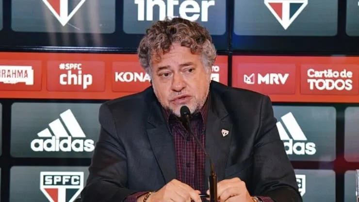 Foto: (Érico Leonan/saopaulofc.net) - Julio Casares, presidente do São Paulo, avaliou o trabalho de Rogério Ceni