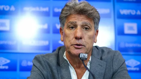 Foto: (Lucas Uebel/Grêmio FBPA) – Renato Gaúcho durante sua apresentação no Grêmio nesta segunda (5)