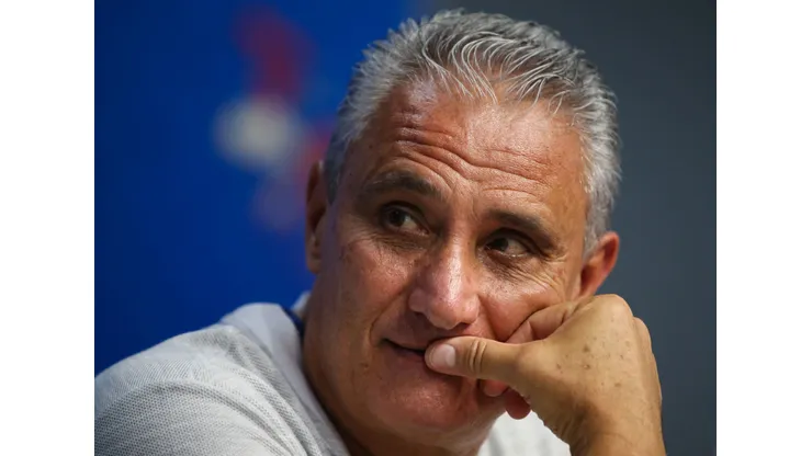 (Photo by Buda Mendes/Getty Images)- Treinador está preocupado com os craques do rival