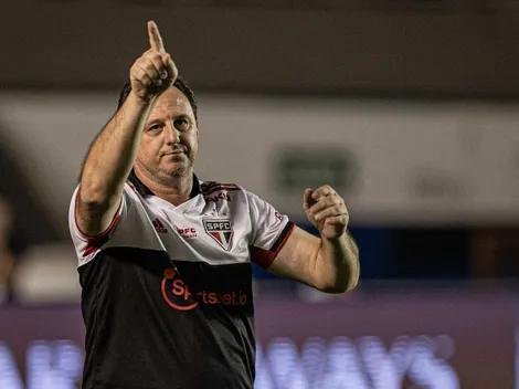 Torcida do São Paulo faz campanha para titular de Ceni jogar no Botafogo