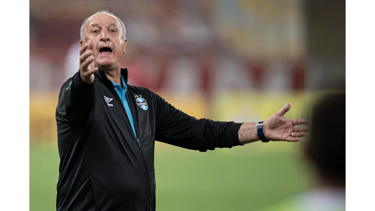 Foto: (Jorge Rodrigues/AGIF) - Felipão, ex-técnico do Grêmio, foi visto reagindo à notícia do retorno de Renato Gaúcho