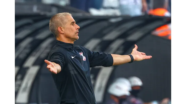 Marcello Zambrana/AGIF- Sylvinho, ex-técnico do Corinthians