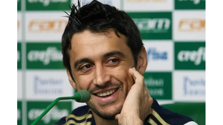 (Foto: Cesar Greco / Fotoarena)- Robinho