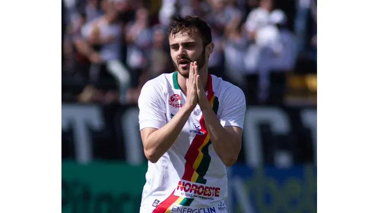 Foto: Joao Vitor Rezende Borba/AGIF - Gabriel Poveda manda a real sobre momento do Vasco