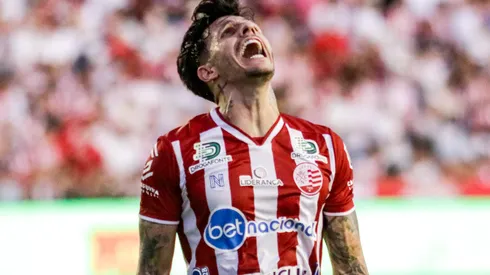 Foto: (Rafael Vieira/AGIF) – O agente de Jean Carlos, do Náutico, garante que seu cliente foi sondado pelo Sport