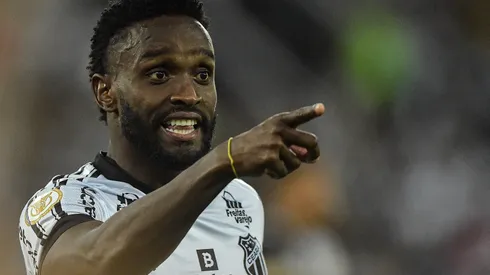 Foto: (Thiago Ribeiro/AGIF) – Mendoza é desfalque certo no Ceará para a 34ª rodada do Brasileirão