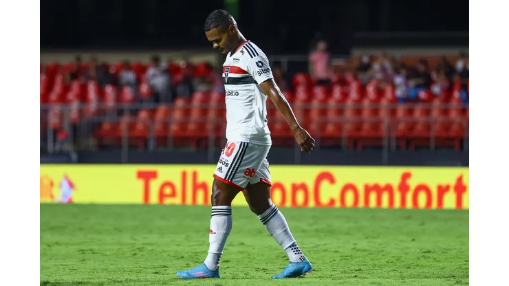 Foto: (Marcello Zambrana/AGIF) - Nikão tem sofrido com as frequentes lesões desde que chegou ao São Paulo