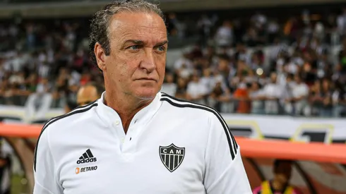 Foto: (Gilson Junio/AGIF) – Cuca, técnico do Atlético-MG, não poupou elogios a Juan Pablo Vojvoda, treinador do Fortaleza