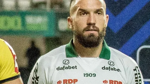 Foto: Robson Mafra/AGIF – Willian Farias pode retornar ao Coritiba na reta final do Brasileirão