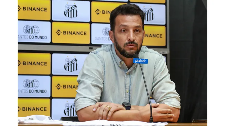 Fernanda Luz/AGIF- Edu Dracena, ex-executivo de futebol do Santos