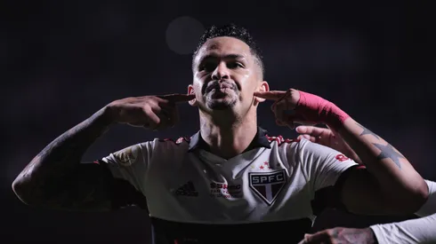 Foto: (Ettore Chiereguini/AGIF) – Luciano, do São Paulo, disse que trocaria 49 dos seus gols pelo título da Sul-Americana, mantendo apenas seu gol contra o Palmeiras na final do Paulistão 2021