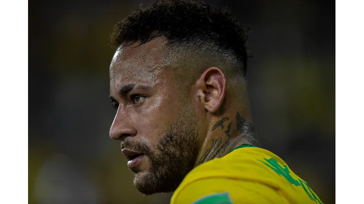 Foto: (Thiago Ribeiro/AGIF) - Neymar não concordou com a posição de Vinicius Jr. na Bola de Ouro