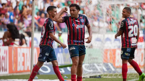Foto: (Jhony Pinho/AGIF) – O Bahia tem chances matemáticas de conquistar o acesso à elite nacional na 36ª rodada da Série B