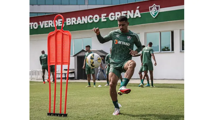 Marcelo Gonçalves/ Fluminense- André, volante do Fluminense